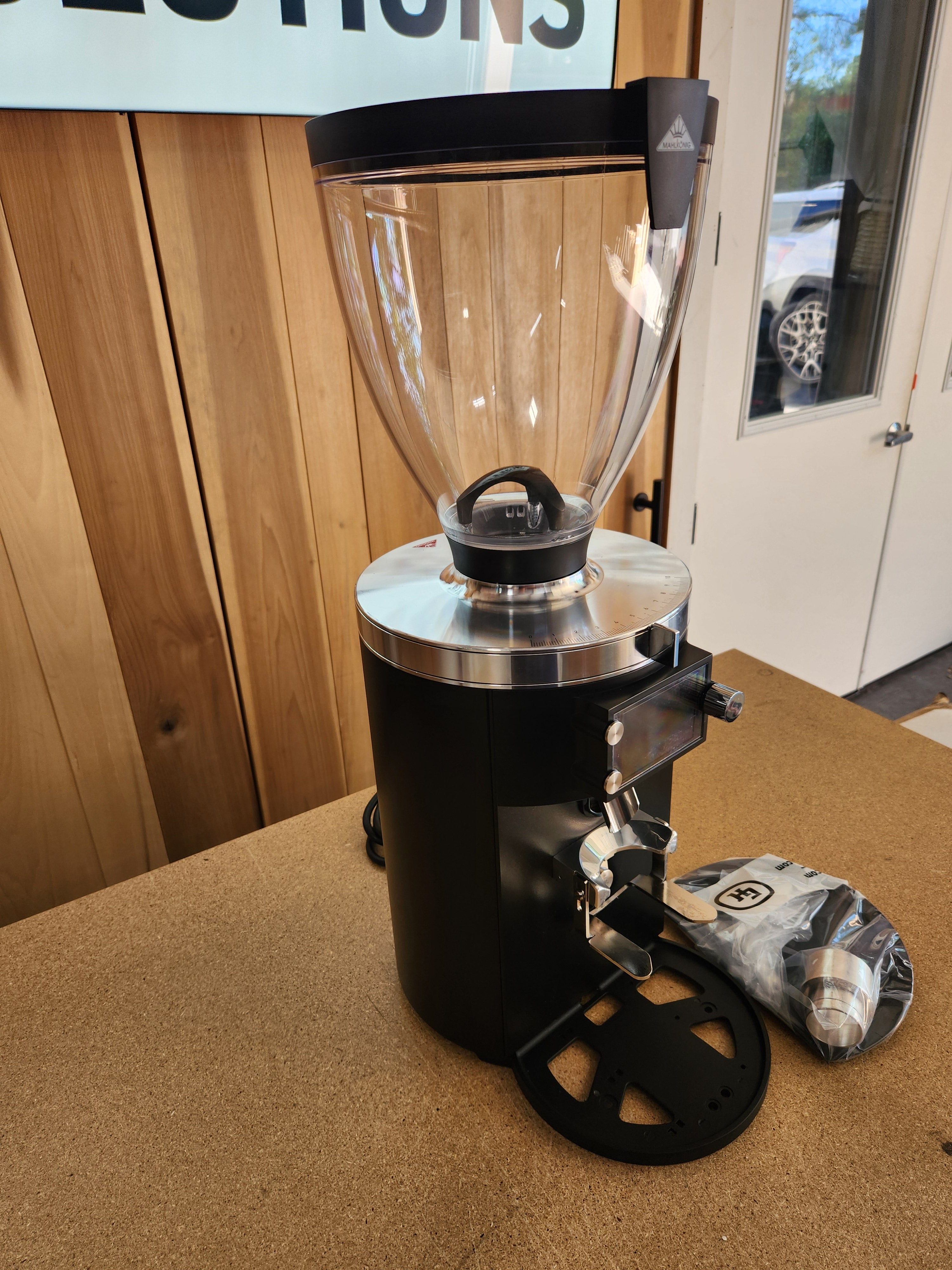 Mahlkonig E80 Supreme Espresso Grinder in black DEMO 839924