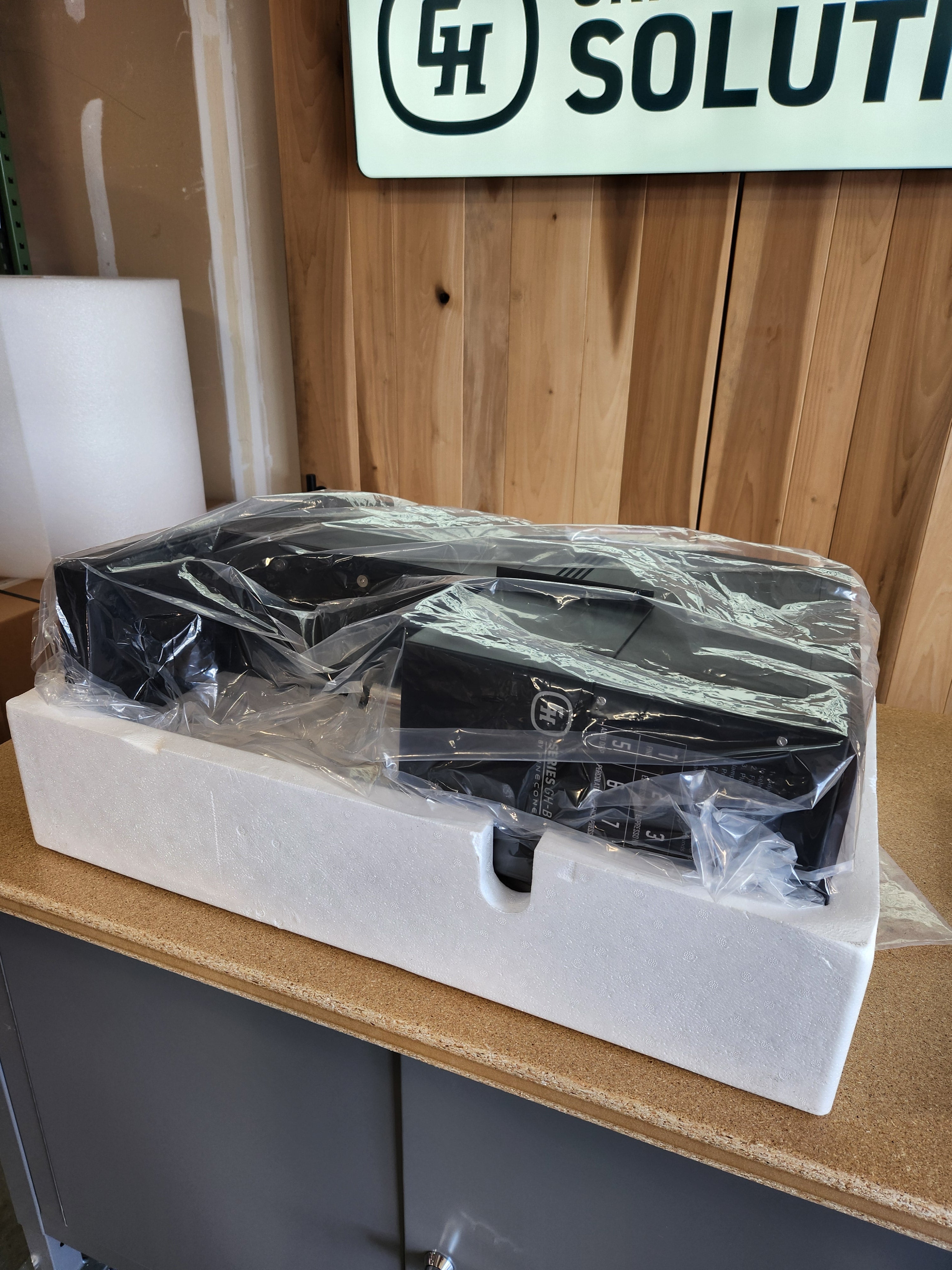 Pinecone GH-B Bulk Coffee Grinder Black DEMO