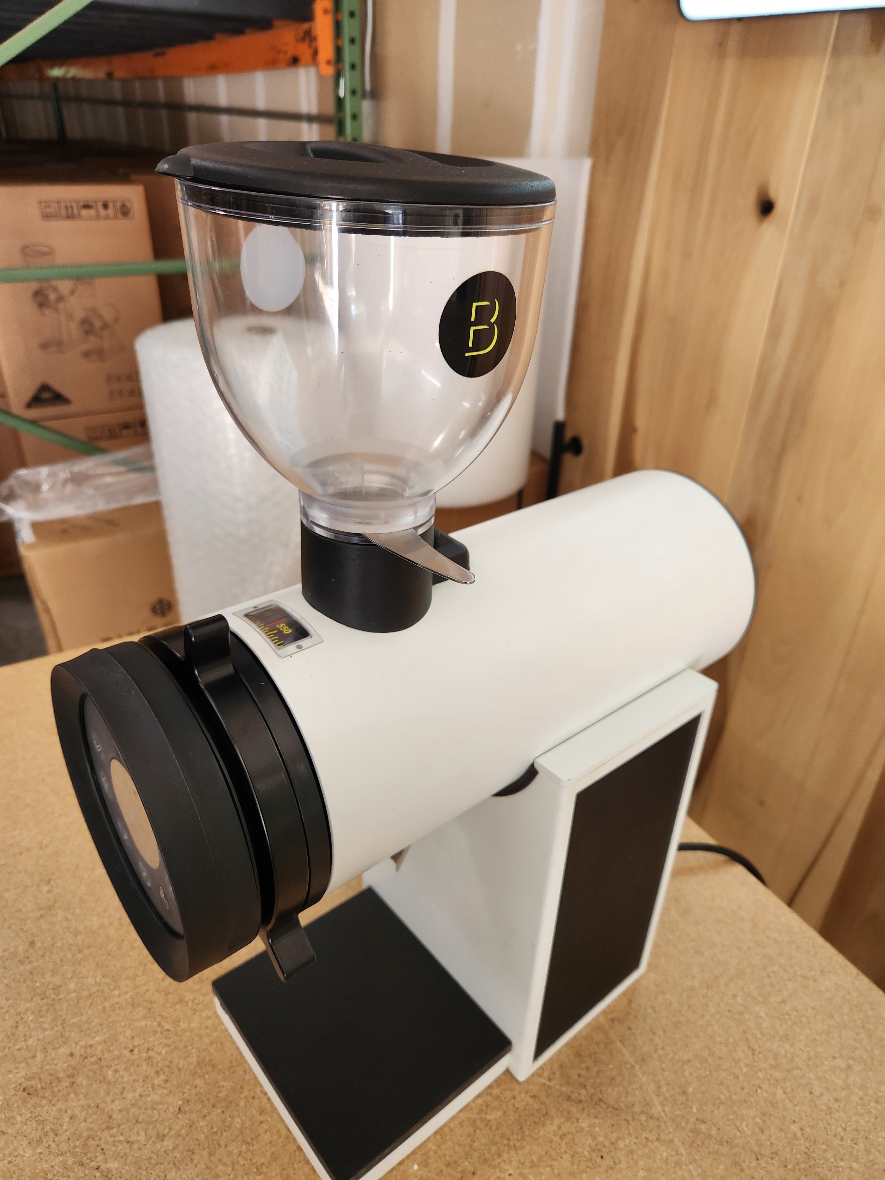 Bentwood Vertical 75 White DEMO 100174
